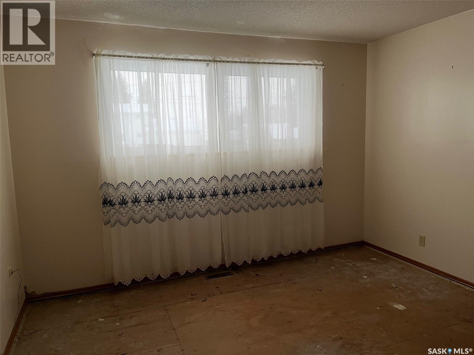 404 Central Avenue, Montmartre, SK - Indoor Photo Showing Other Room