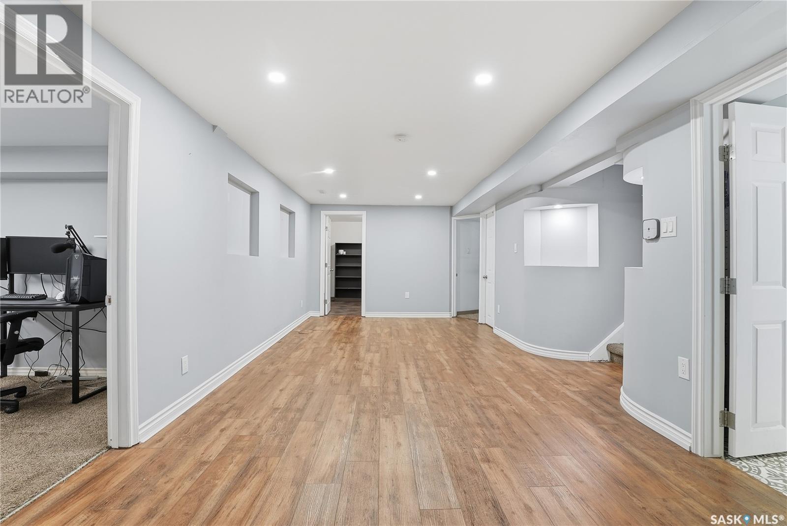 112 Brown Crescent, Saskatoon, SK - Indoor Photo Showing Other Room