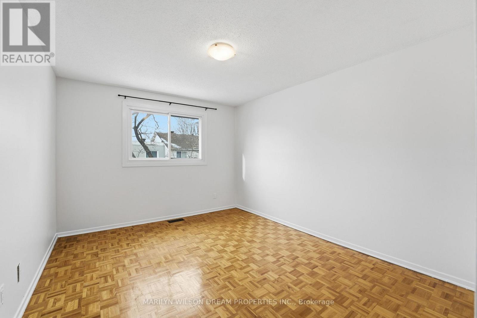 54 - 403 Miranda Private, Ottawa, ON - Indoor Photo Showing Other Room