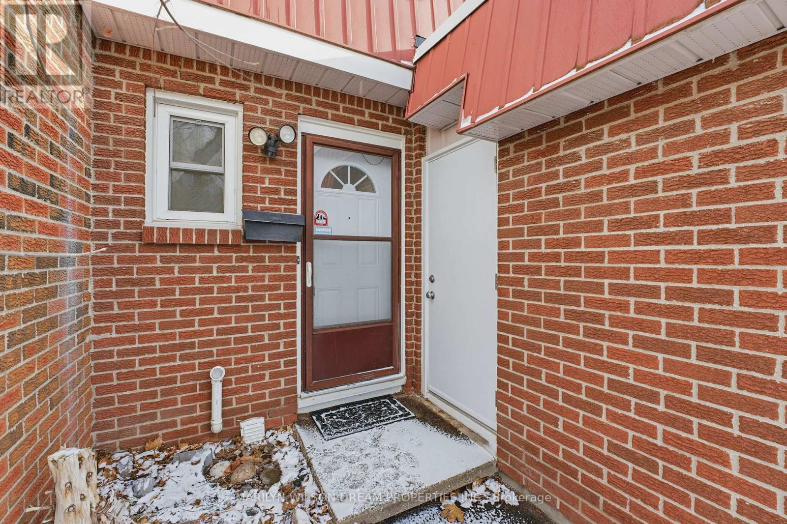 54 - 403 Miranda Private, Ottawa, ON - Outdoor With Exterior