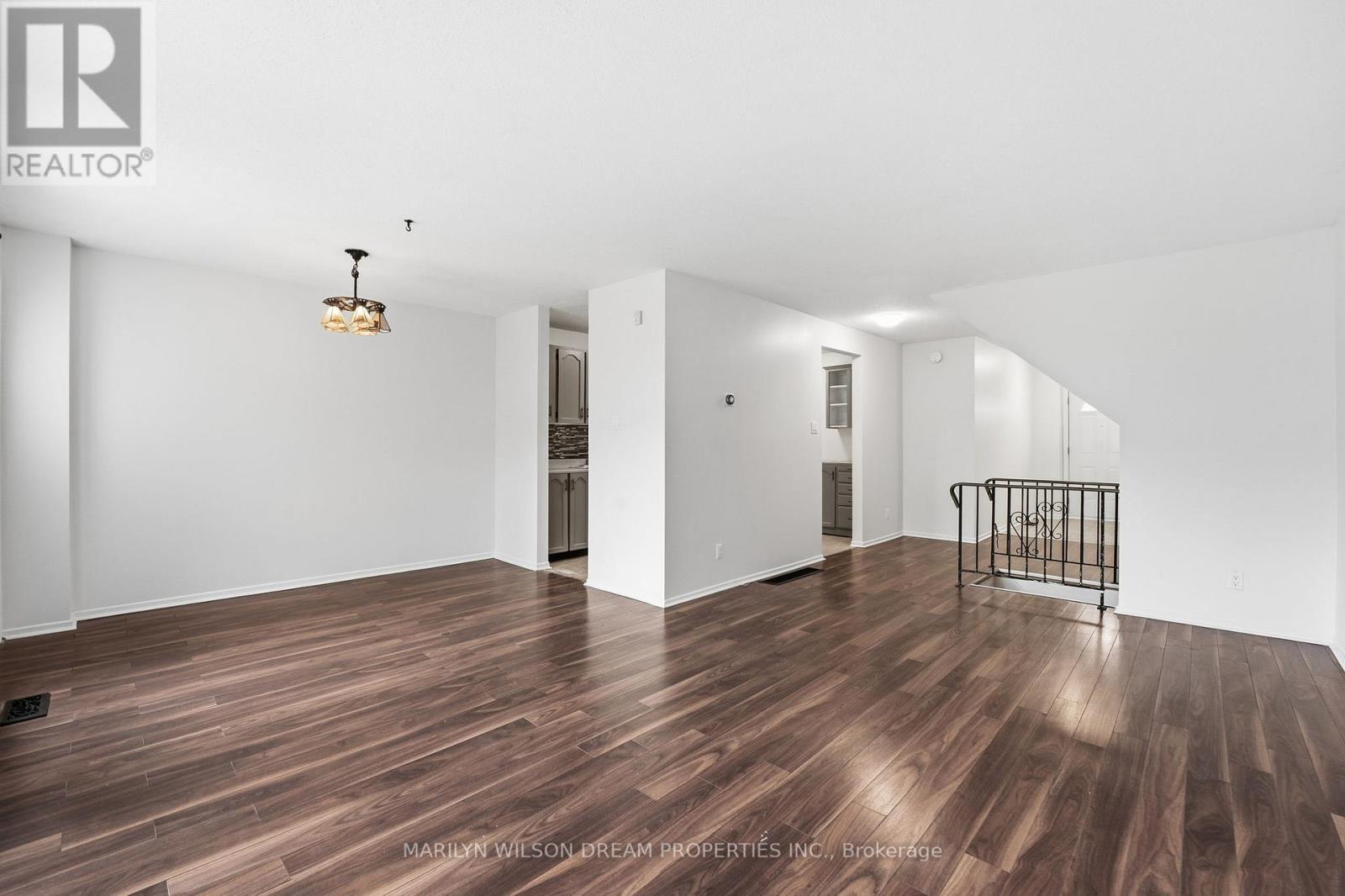 54 - 403 Miranda Private, Ottawa, ON - Indoor Photo Showing Other Room