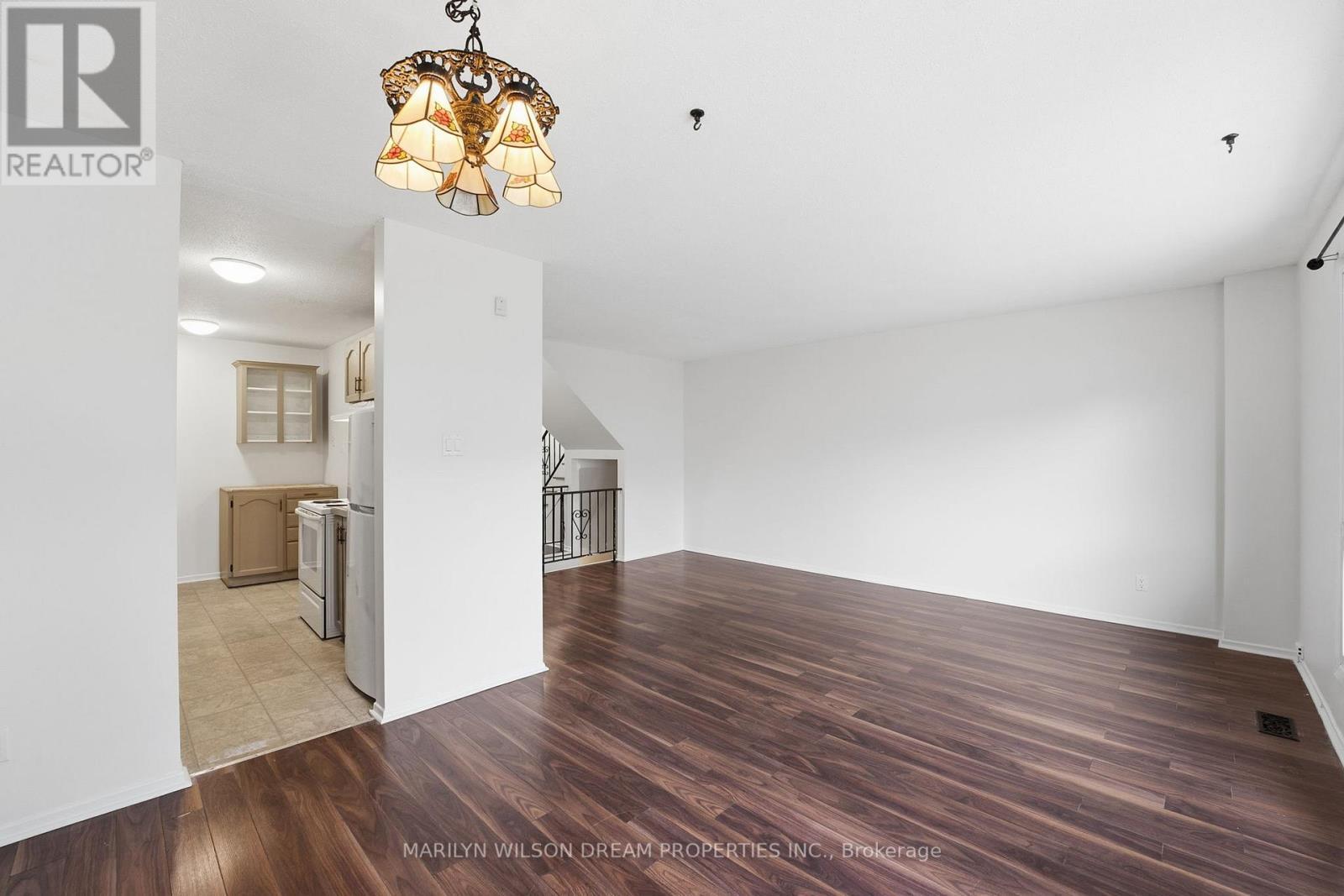 54 - 403 Miranda Private, Ottawa, ON - Indoor Photo Showing Other Room