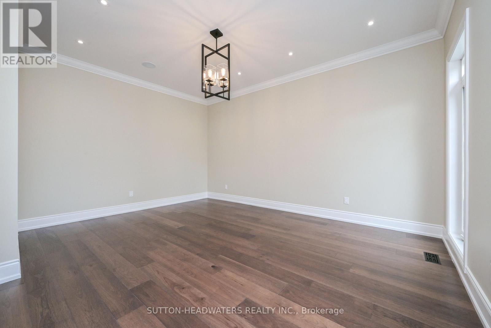 12 Flaherty Lane, Caledon, ON - Indoor Photo Showing Other Room