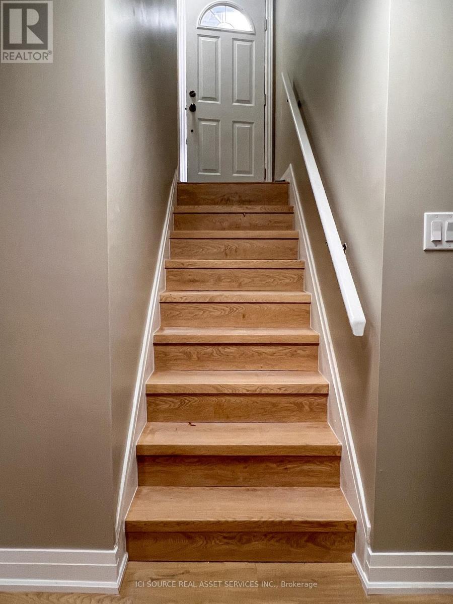 Lower - 30 Swanhurst Boulevard, Mississauga, ON - Indoor Photo Showing Other Room