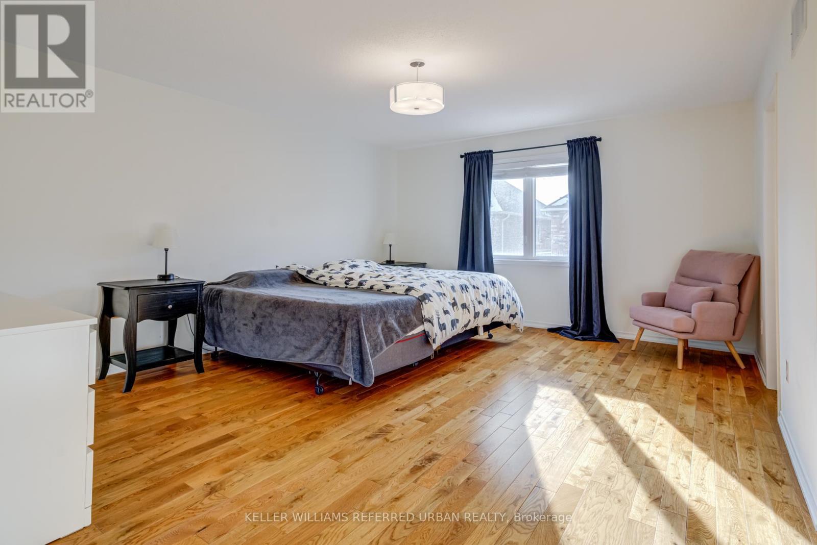282 Giddings Crescent, Milton, ON - Indoor Photo Showing Bedroom