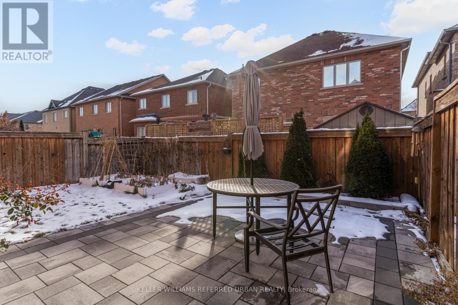 282 Giddings Crescent, Milton, ON - Outdoor