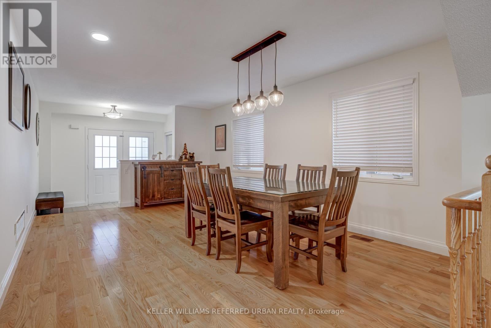 282 Giddings Crescent, Milton, ON - Indoor Photo Showing Dining Room