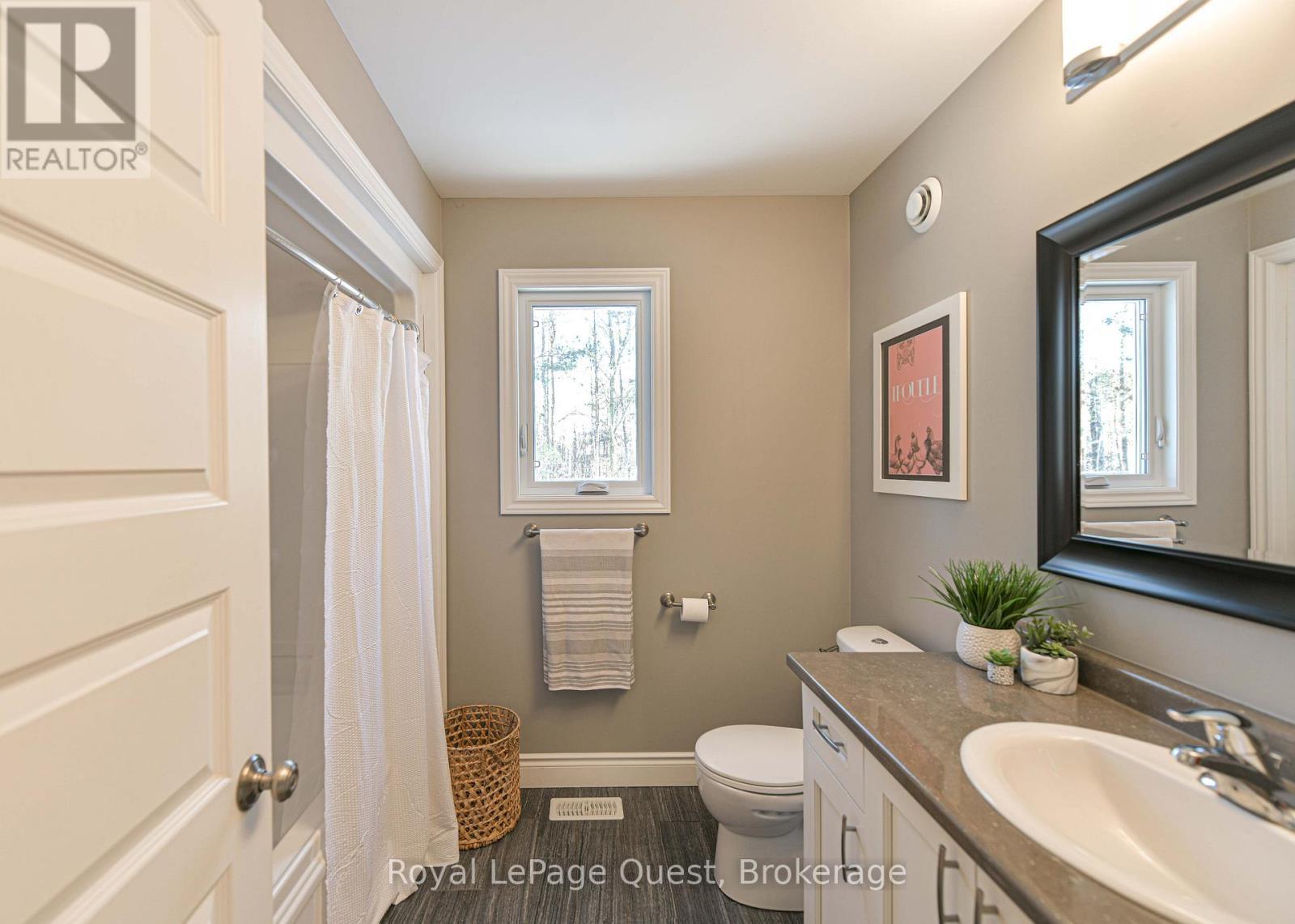 2044 Marchmont Road, Severn (Marchmont), ON - Indoor Photo Showing Bathroom