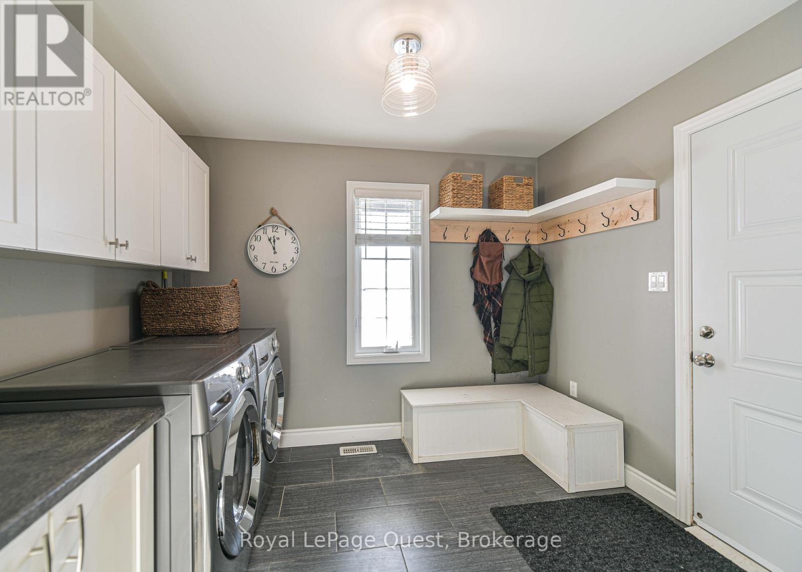 2044 Marchmont Road, Severn (Marchmont), ON - Indoor Photo Showing Laundry Room