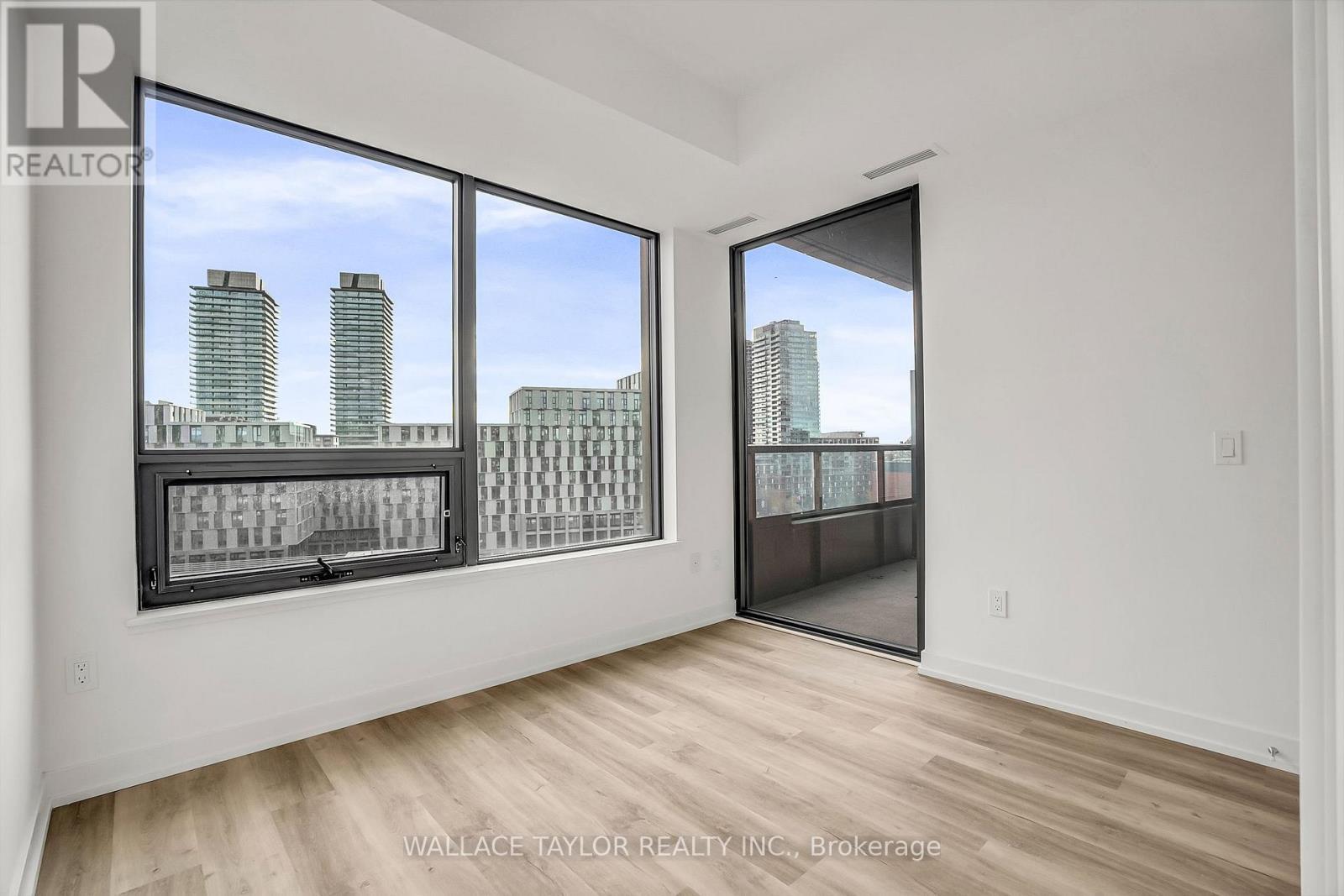 1013 - 28 Eastern Avenue, Toronto, ON - Indoor Photo Showing Other Room