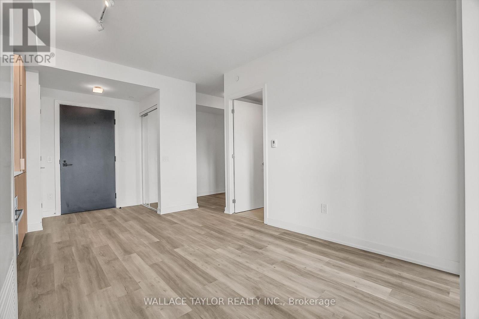 Kitchen / Dining - 1013 - 28 Eastern Avenue, Toronto, ON - Indoor Photo Showing Other Room