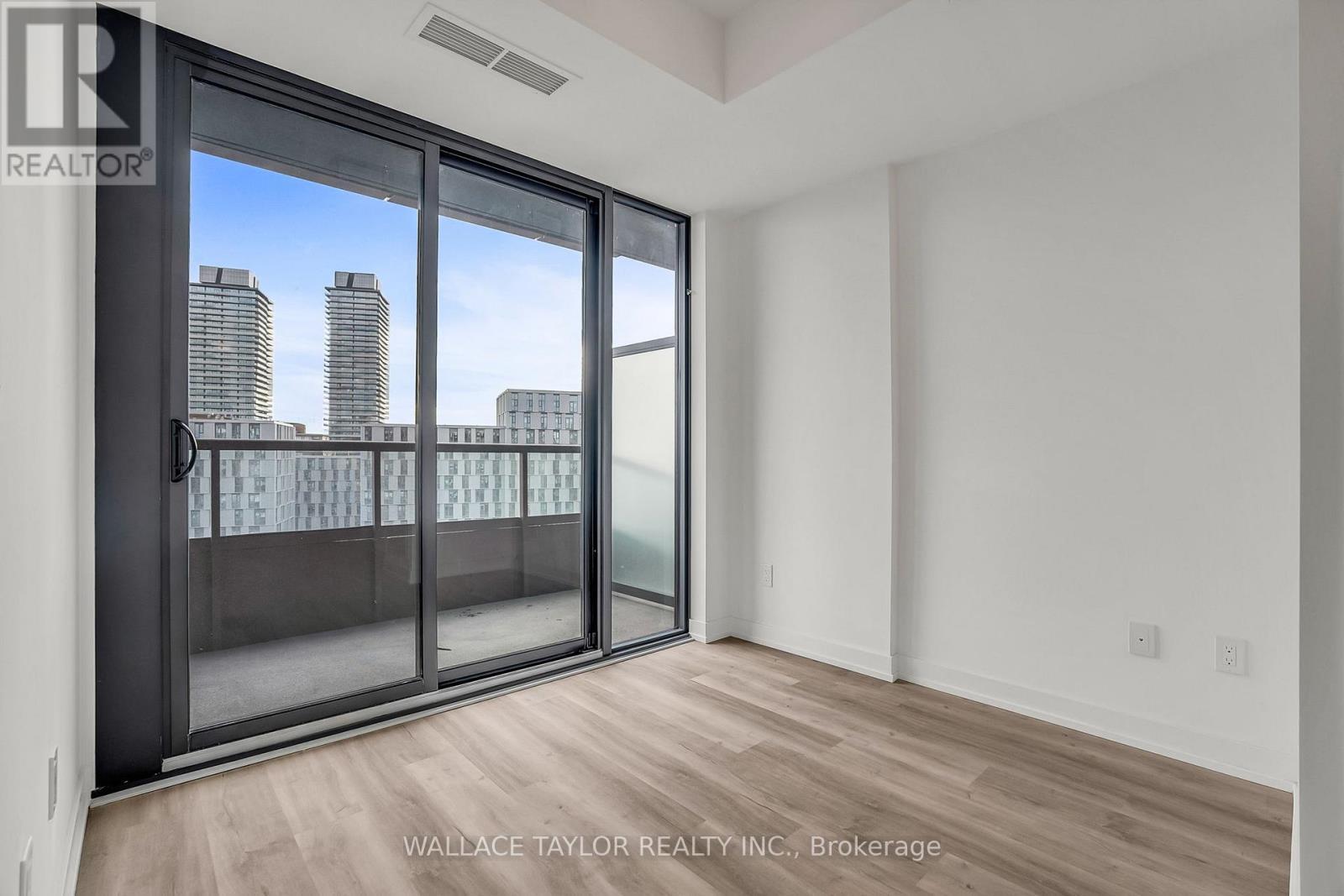 Living - 1013 - 28 Eastern Avenue, Toronto, ON - Indoor Photo Showing Other Room