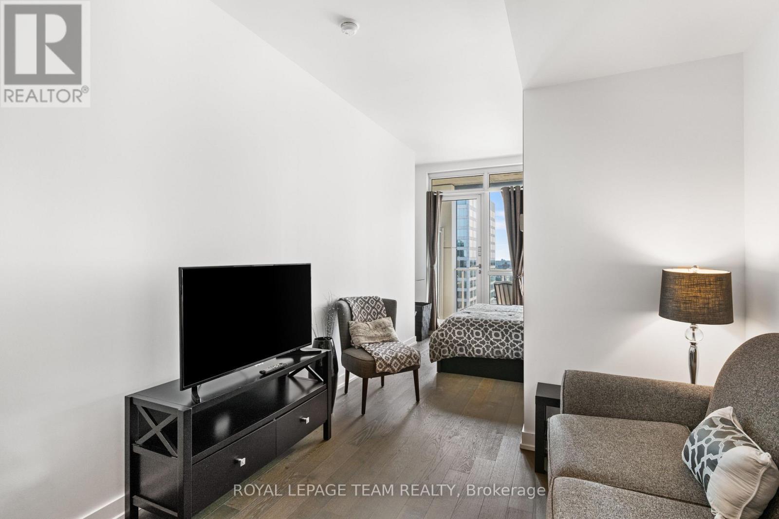 2103 - 199 Slater Street, Ottawa, ON - Indoor