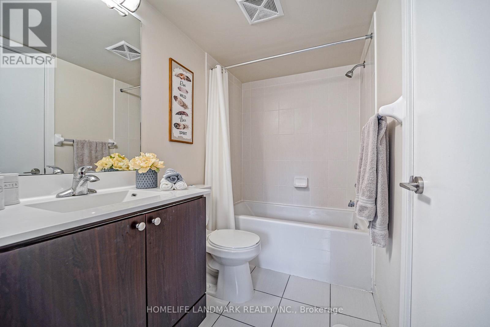 Th47 - 315 Village Green Square W, Toronto, ON - Indoor Photo Showing Bathroom