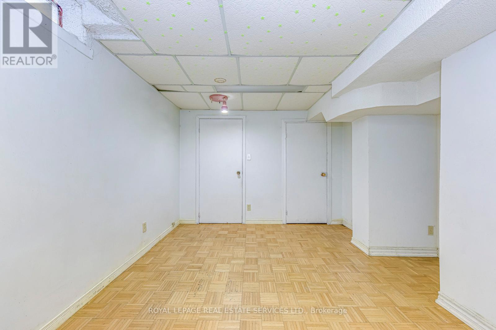 66 Banting Crescent, Brampton, ON - Indoor Photo Showing Other Room