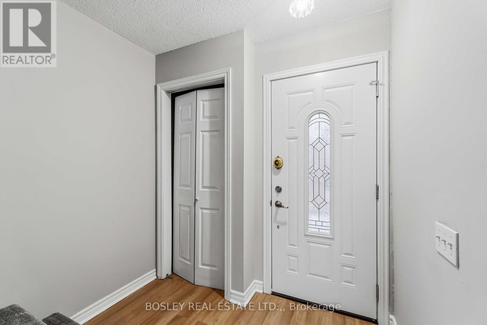 32 Lafayette Drive, St. Catharines (Lakeport), ON - Indoor Photo Showing Other Room