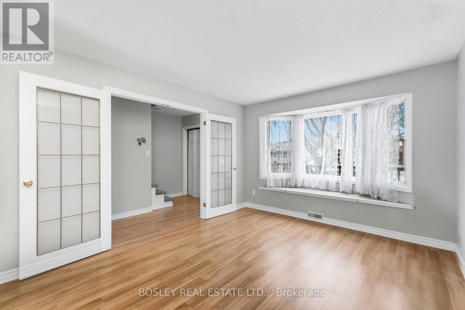 32 Lafayette Drive, St. Catharines (Lakeport), ON - Indoor Photo Showing Other Room