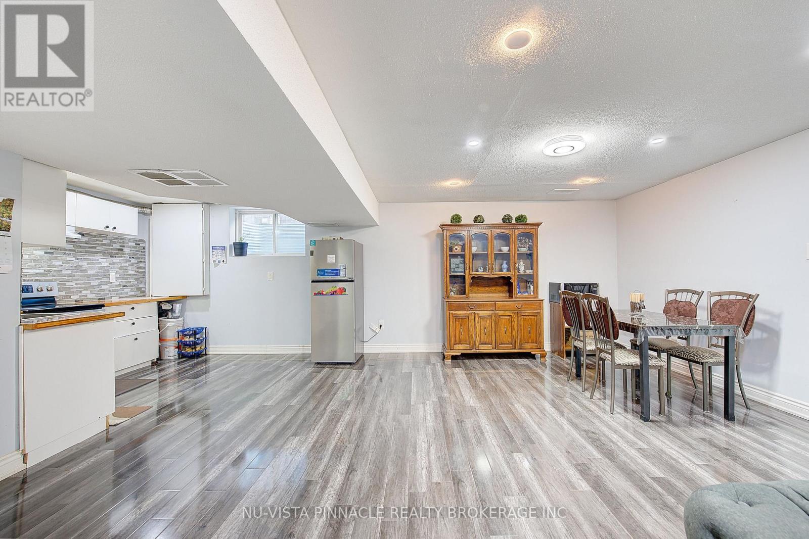 3069 Tokala Trail, London North (North S), ON - Indoor