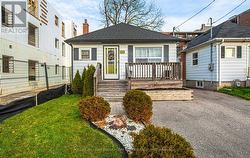 113 KAISER CRESCENT Oshawa (O'Neill), ON L1G 3Z8