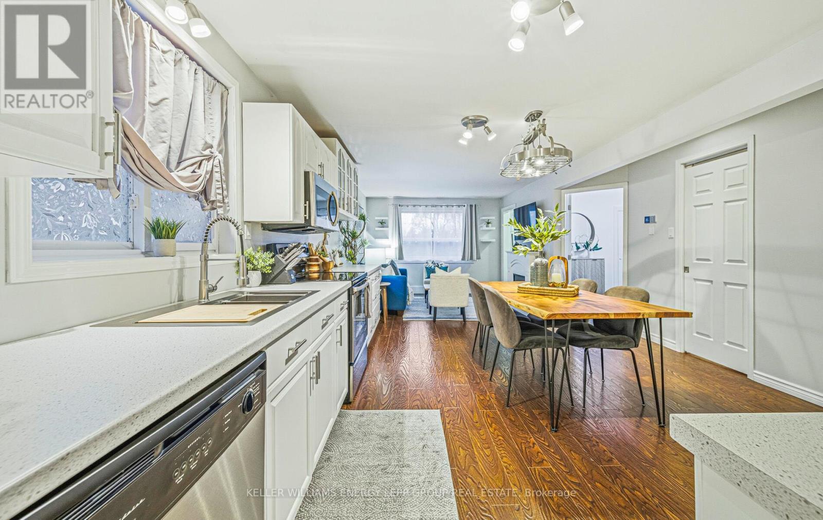 113 Kaiser Crescent, Oshawa (O'Neill), ON - Indoor Photo Showing Kitchen