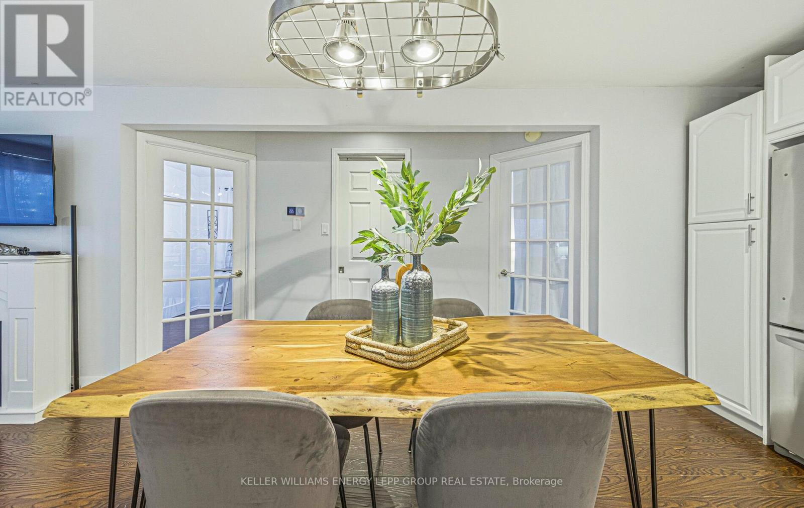 113 Kaiser Crescent, Oshawa (O'Neill), ON - Indoor Photo Showing Dining Room