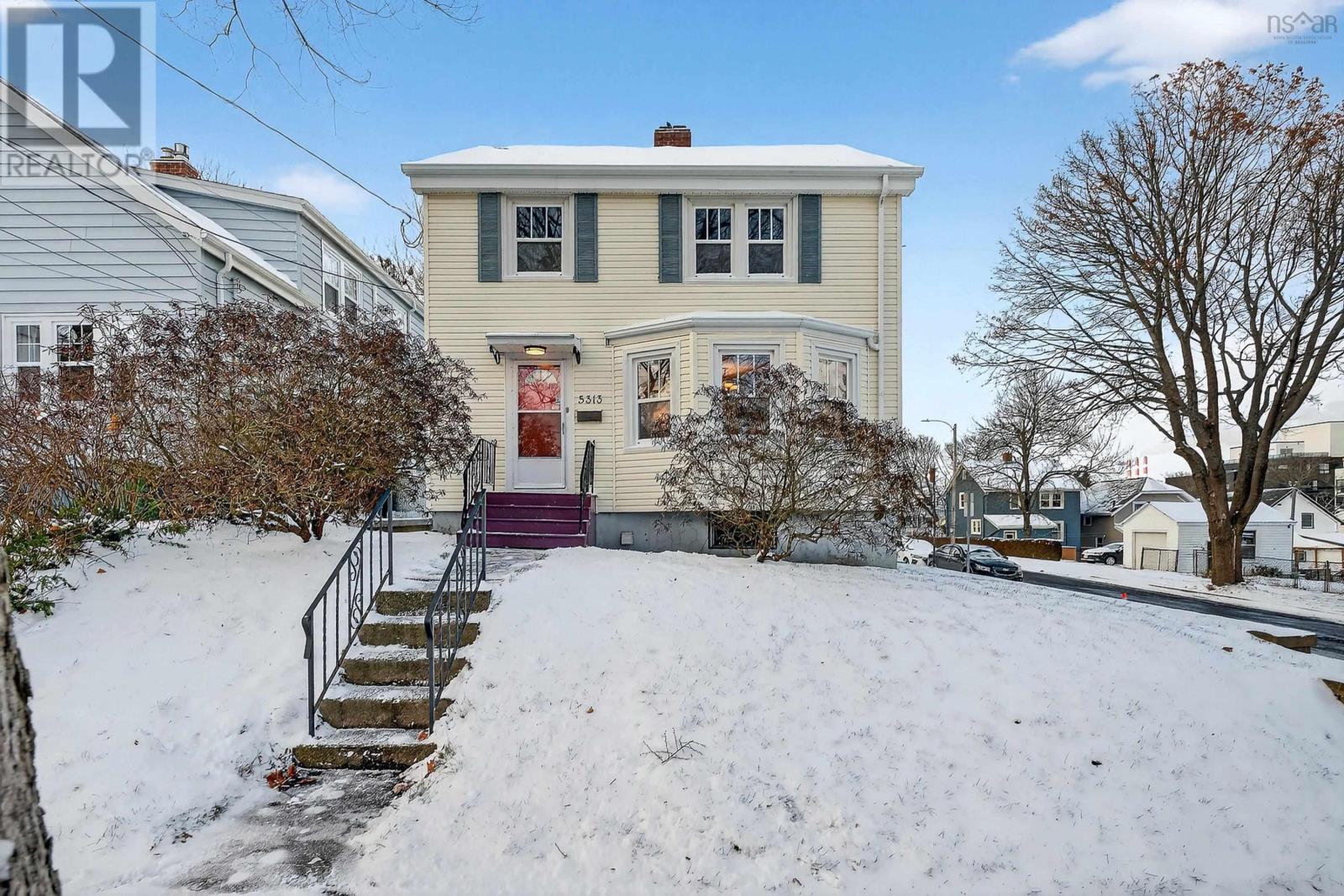 Front Of Structure - 5313 Russell Street, Halifax, NS