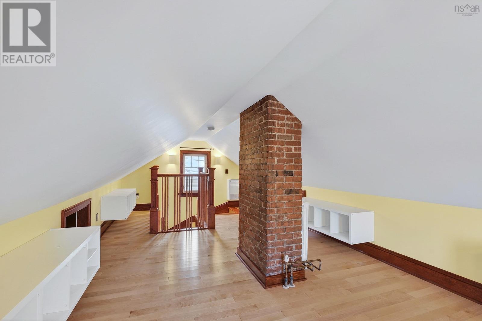 Bonus Room - 5313 Russell Street, Halifax, NS