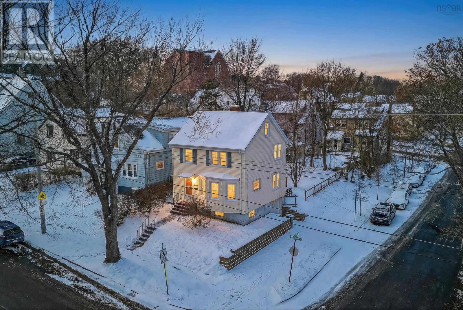 Front Of Structure - 5313 Russell Street, Halifax, NS