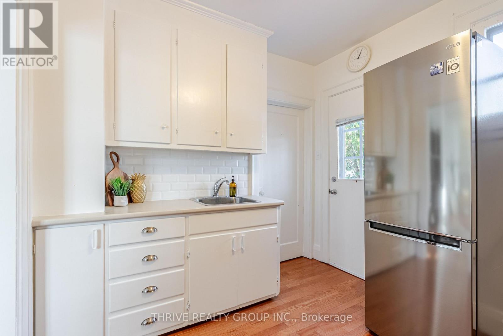 234 Edward Street, London South (South G), ON - Indoor Photo Showing Kitchen
