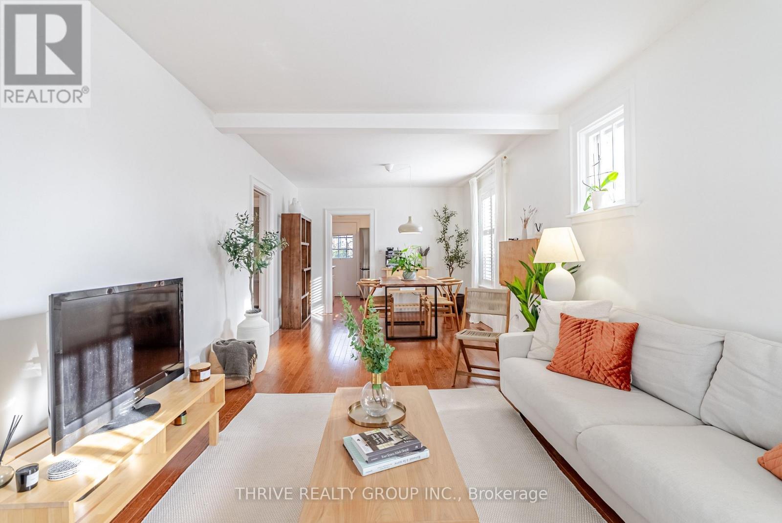 234 Edward Street, London South (South G), ON - Indoor Photo Showing Living Room