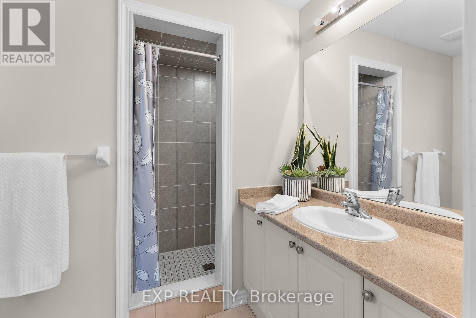 348 Concession 3 Road, Niagara-On-The-Lake (St. Davids), ON - Indoor Photo Showing Bathroom