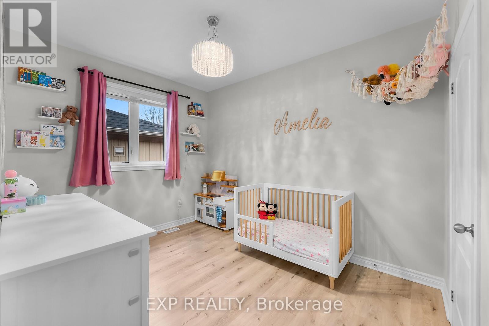 348 Concession 3 Road, Niagara-On-The-Lake (St. Davids), ON - Indoor Photo Showing Bedroom