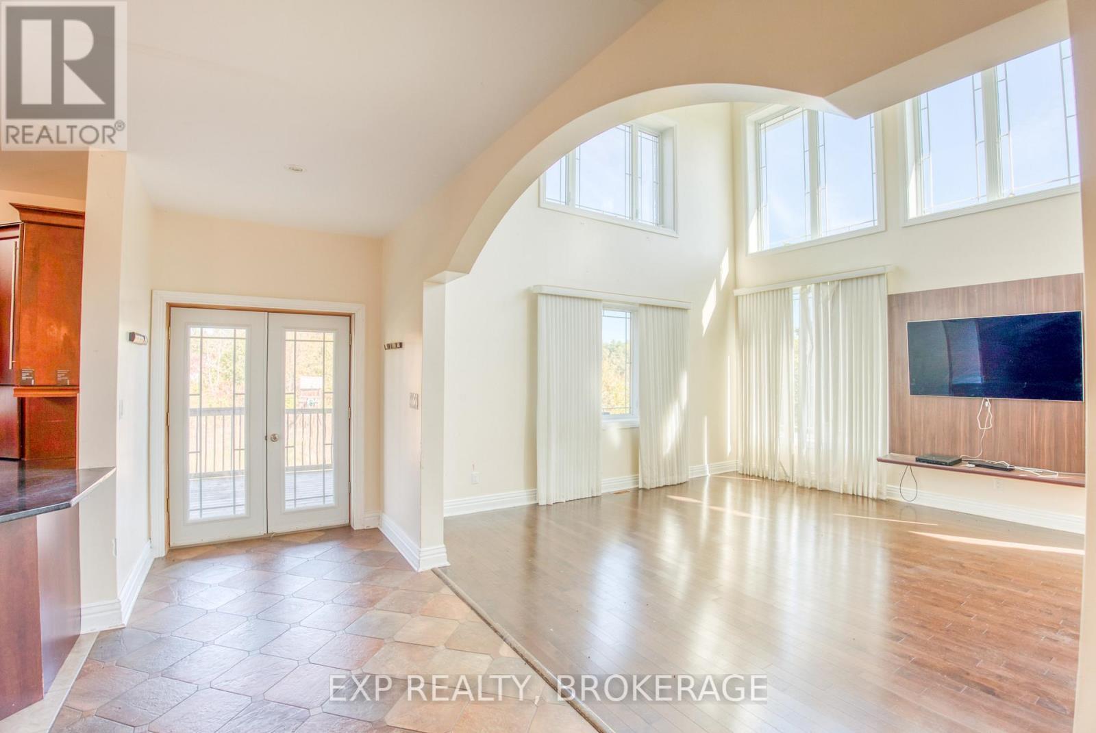 6 Oliver Road, Addington Highlands (Addington Highlands), ON - Indoor Photo Showing Other Room