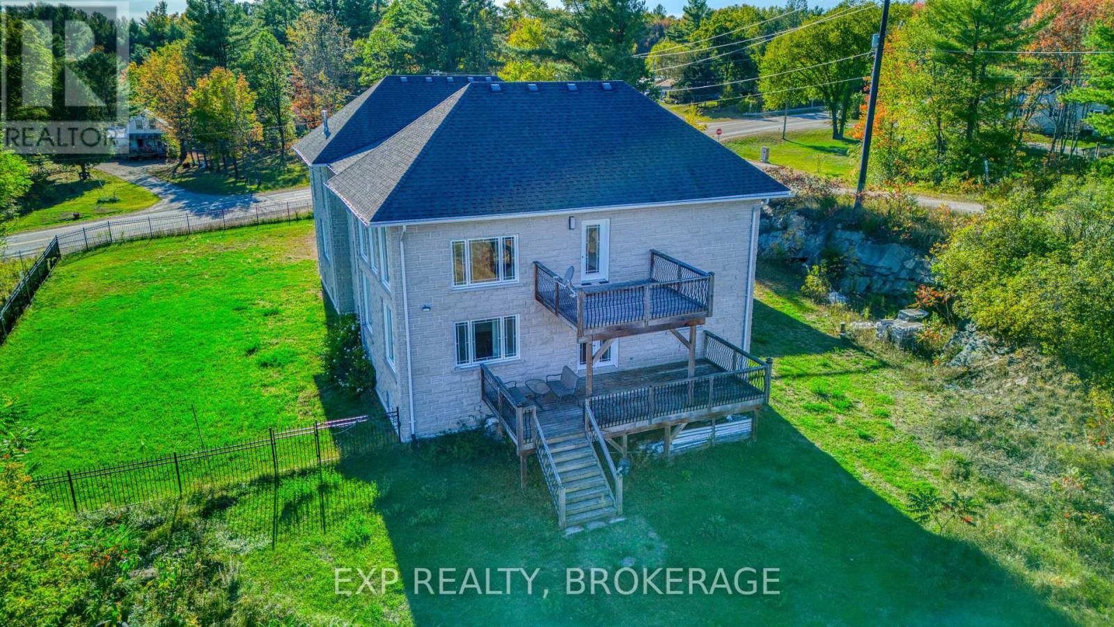 6 Oliver Road, Addington Highlands (Addington Highlands), ON - Outdoor