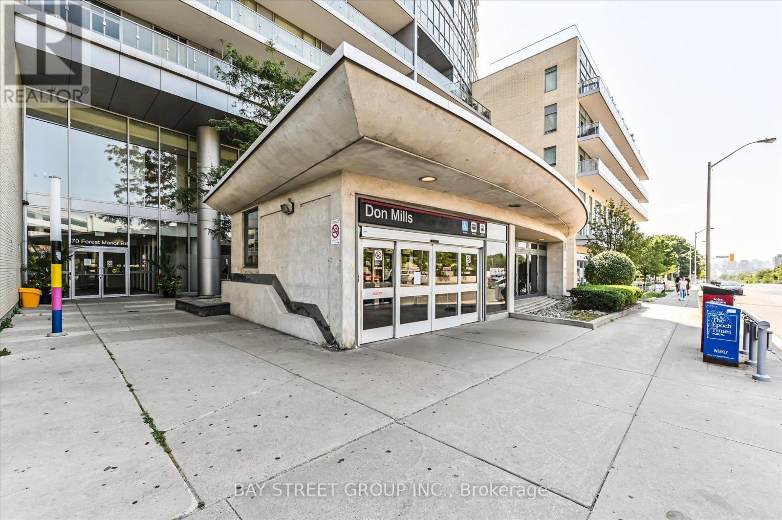 2202 - 70 Forest Manor Road, Toronto, ON - Outdoor