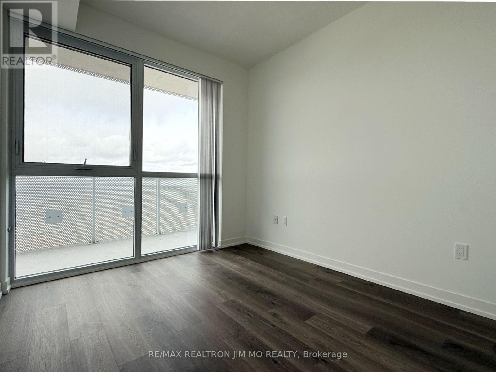 4605 - 8 Interchange Way, Vaughan, ON - Indoor Photo Showing Other Room
