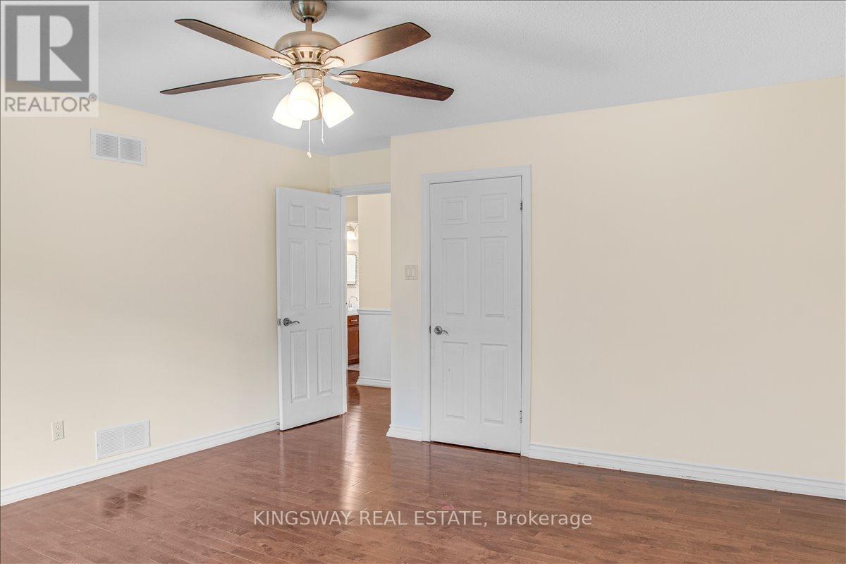 26 Cynthia Crescent, Richmond Hill, ON - Indoor Photo Showing Other Room