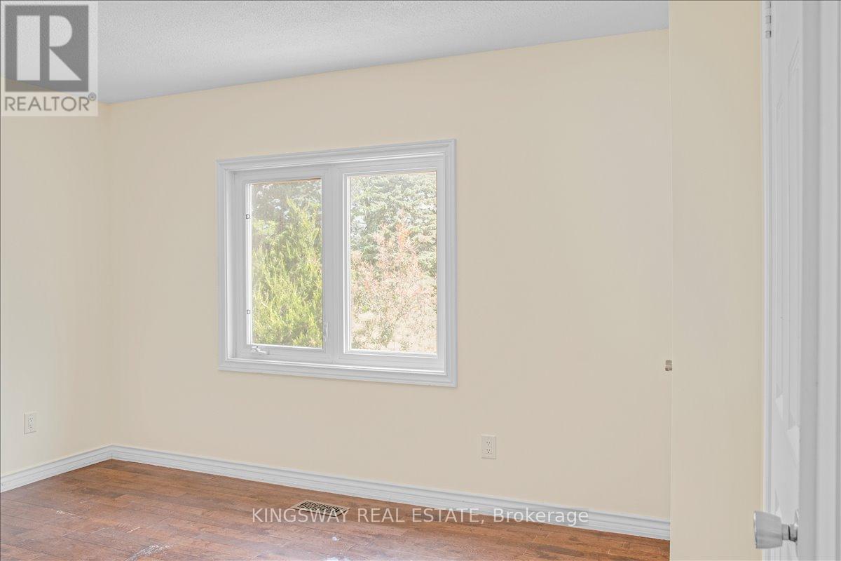 26 Cynthia Crescent, Richmond Hill, ON - Indoor Photo Showing Other Room