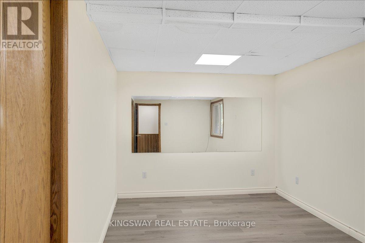 26 Cynthia Crescent, Richmond Hill, ON - Indoor Photo Showing Other Room