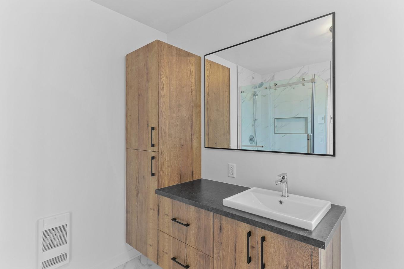 Salle de bains - 51 Rue Des Pêcheurs, Saint-Louis-De-Gonzague, QC - Indoor Photo Showing Bathroom