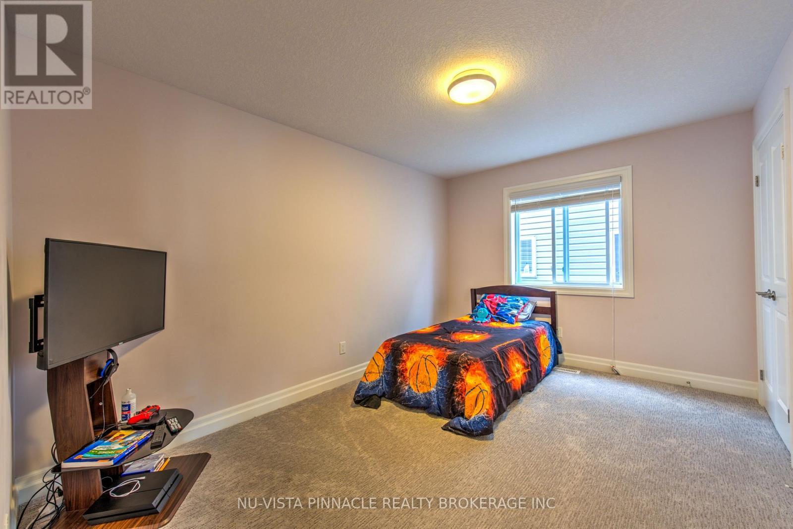 5 - 2619 Sheffield Boulevard, London South (South U), ON - Indoor Photo Showing Bedroom