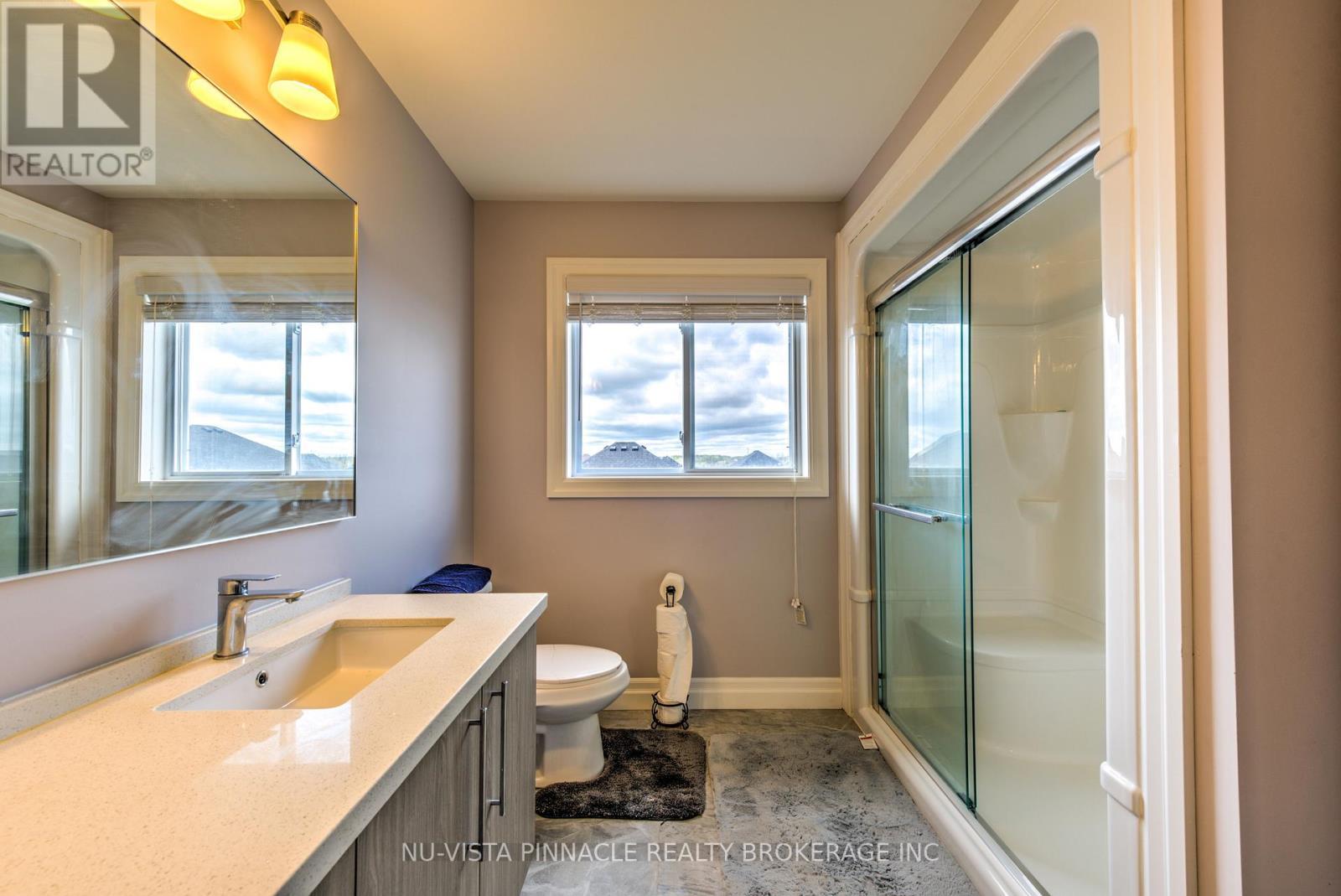 5 - 2619 Sheffield Boulevard, London South (South U), ON - Indoor Photo Showing Bathroom