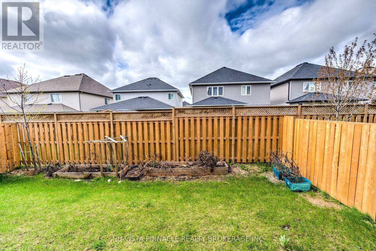 5 - 2619 Sheffield Boulevard, London South (South U), ON - Outdoor