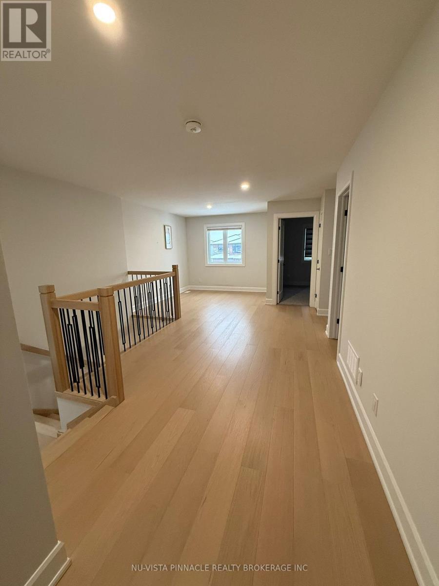 2596 Buroak Drive, London North (North S), ON - Indoor Photo Showing Other Room