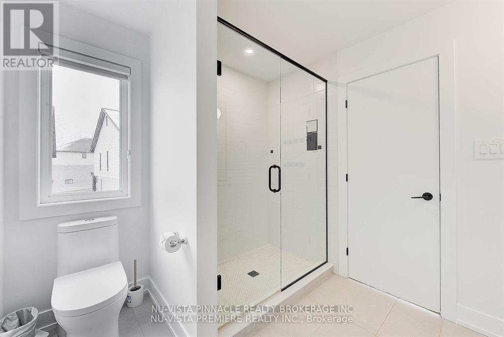 60 - 1965 Upperpoint Gate, London South (South B), ON - Indoor