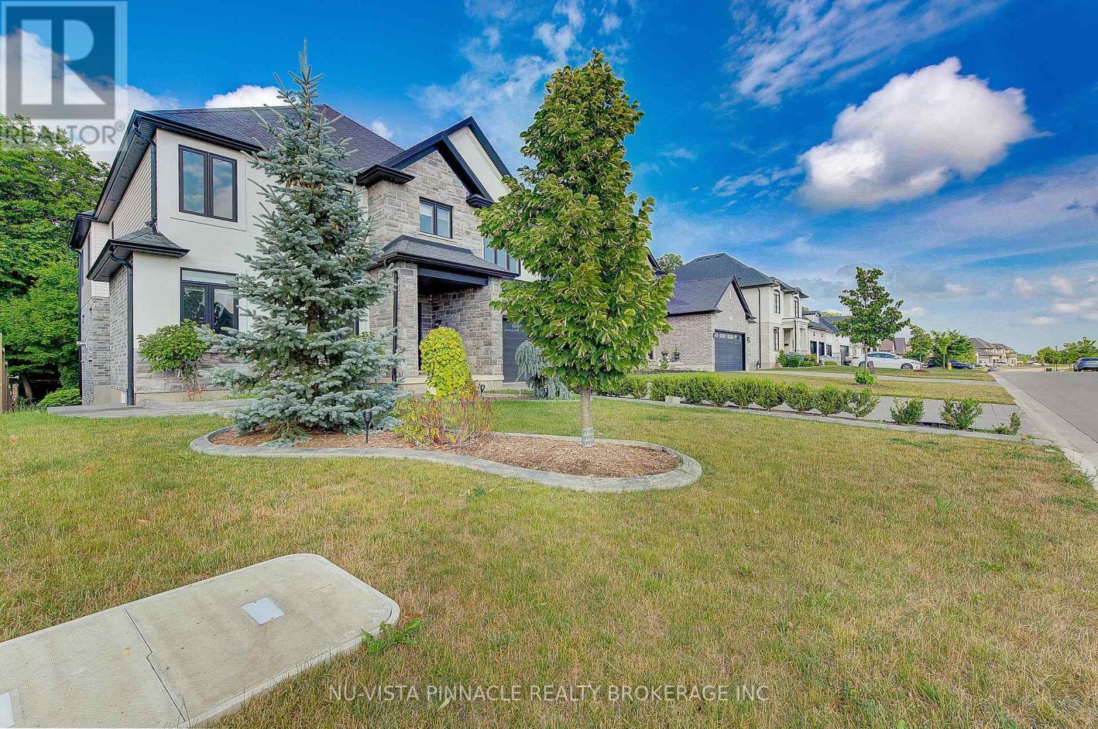 268 Songbird Lane, Middlesex Centre (Ilderton), ON - Outdoor