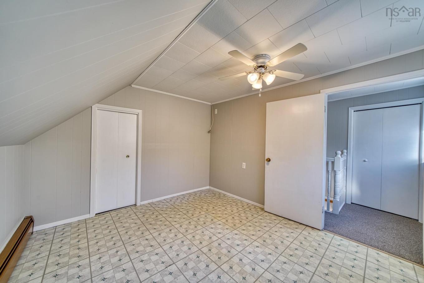 20 Pine Street, Bridgewater, NS