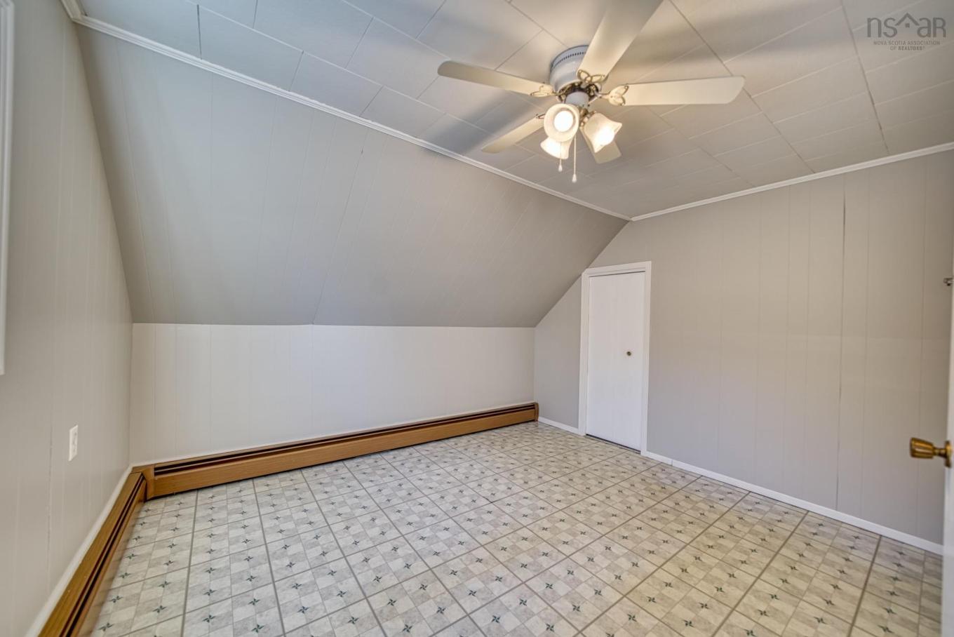 20 Pine Street, Bridgewater, NS