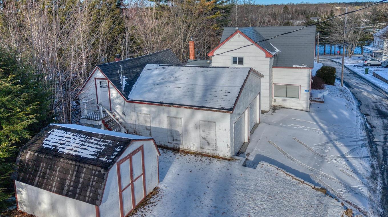 20 Pine Street, Bridgewater, NS