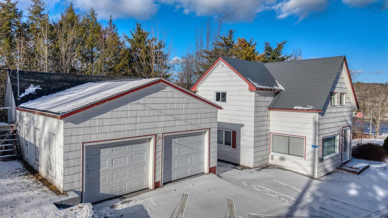20 Pine Street, Bridgewater, NS